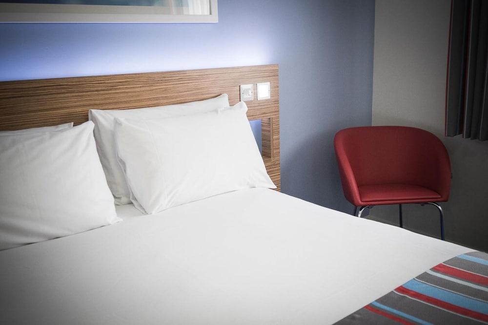 Travelodge Dublin Phoenix Park Каслнок Екстер'єр фото